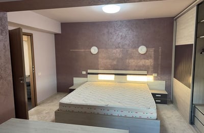 Rent of a comfortable furnished 3-room apartment, 91 m², Constanța, Romania